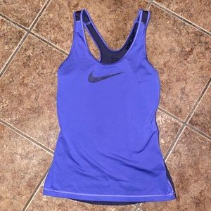 Nike top